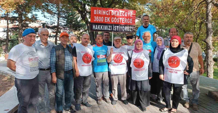 Memur Emeklileri Derneğinin Astsubaya Adelet Yürüyüsünde Yanlarinda Yer Almasi Ulusal Basina Konu Oldu