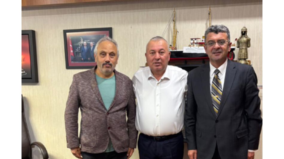 CHP İstanbul Milletvekili Sayın Cemal Enginyurt'u ziyaret ettik.